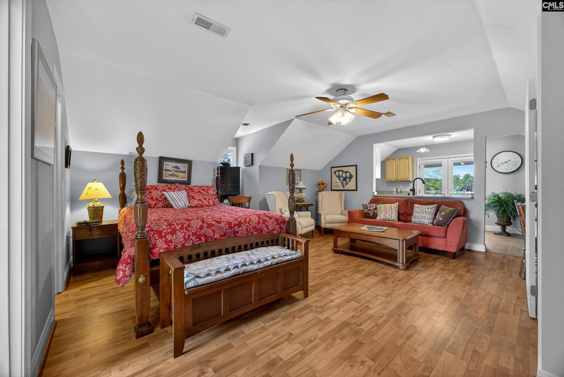 353 Longview Point Photo 14