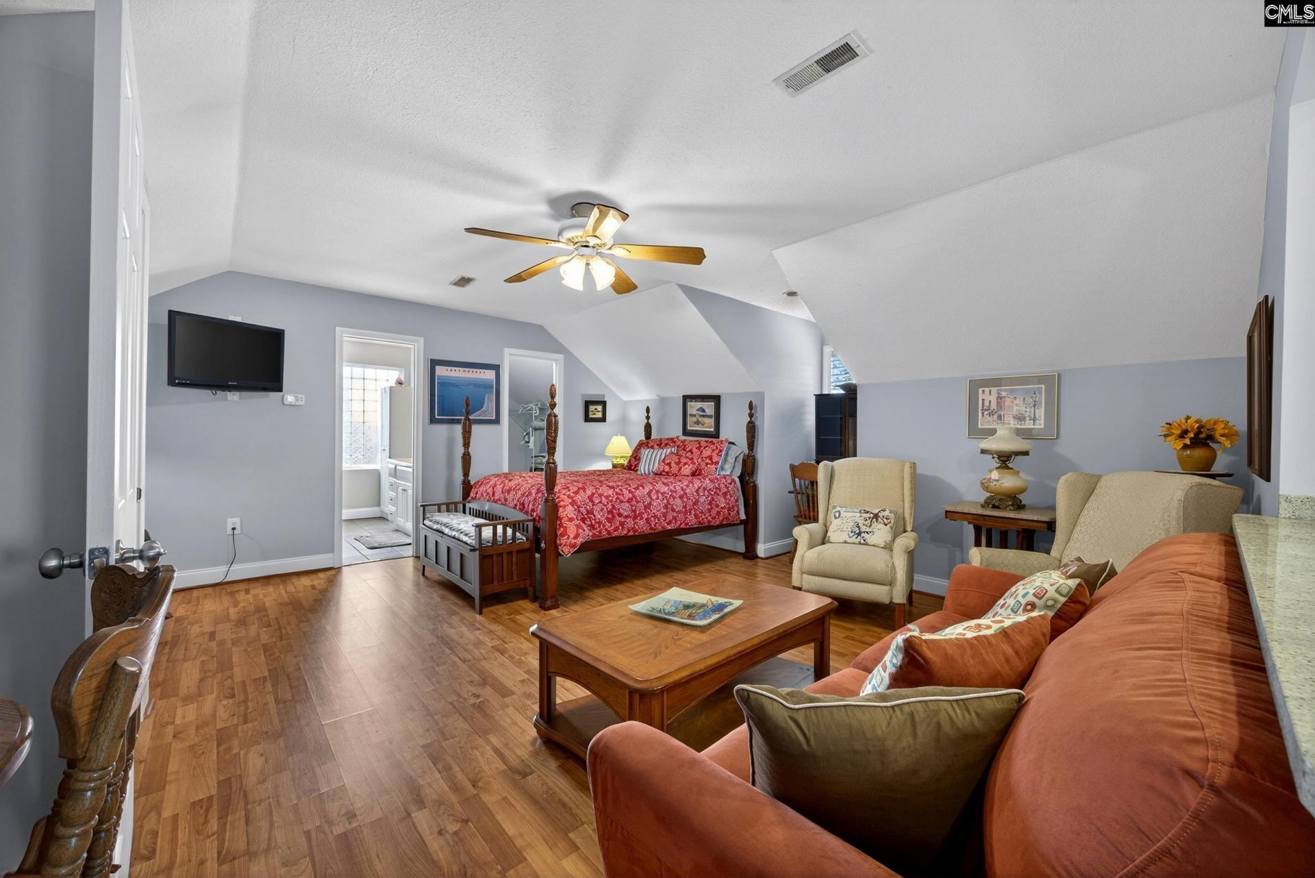 353 Longview Point Photo 15