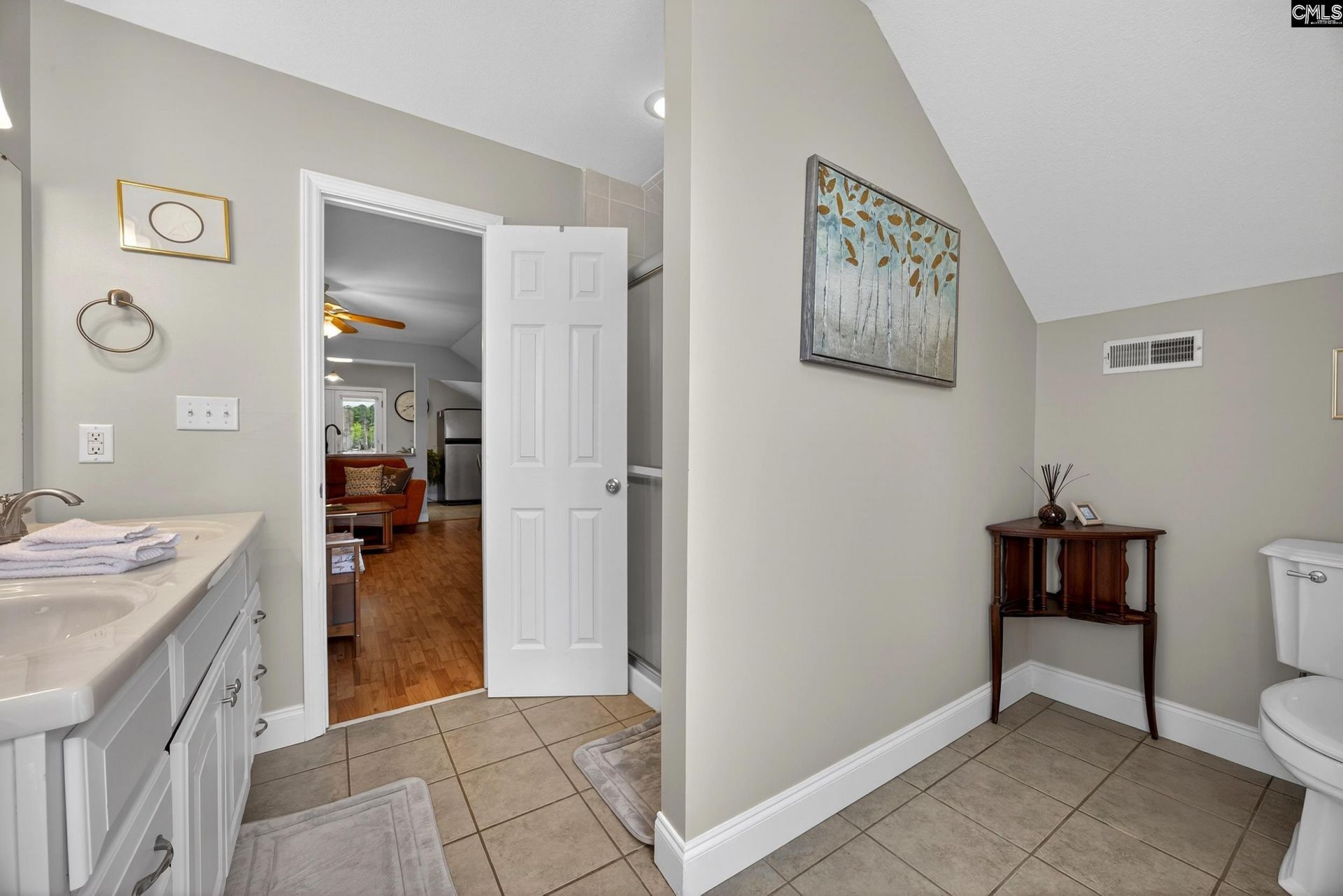 353 Longview Point Photo 19