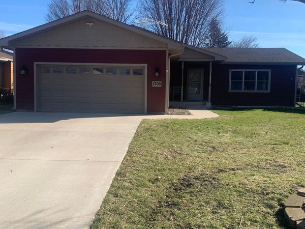 1705 Allison Drive , Northfield, MN 55057