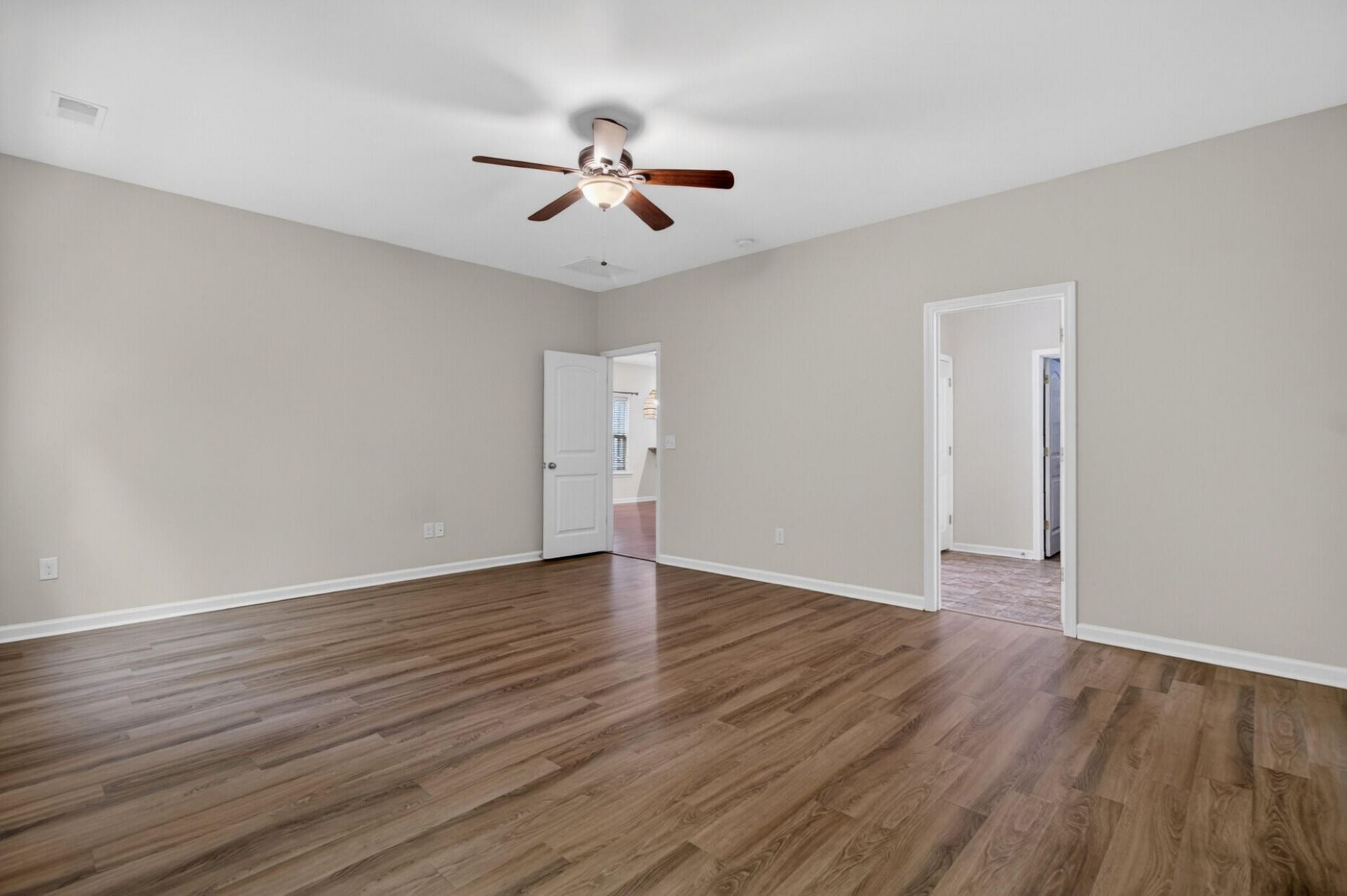 3121 Mulan Lane Photo 21