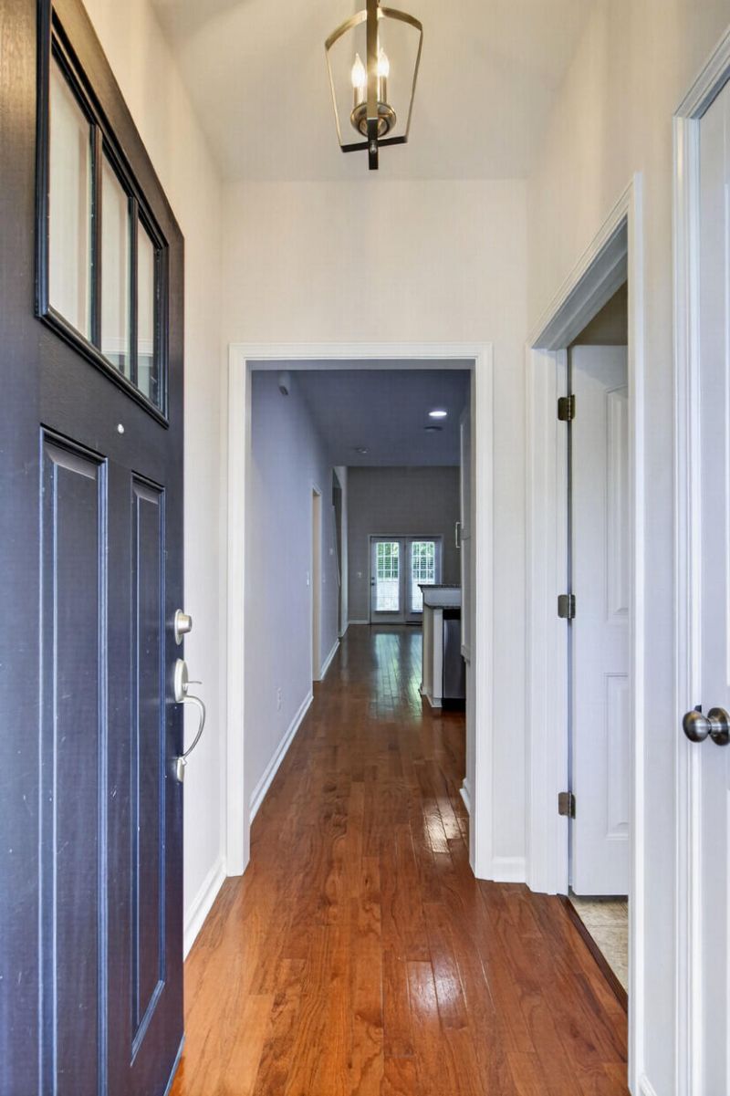 3121 Mulan Lane Photo 5