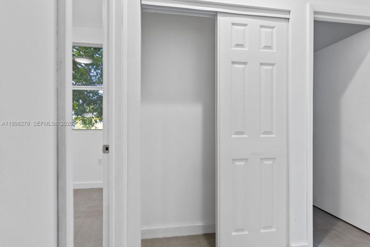 1935 NW 71st St, Unit B, Miami, FL 33147 Photo