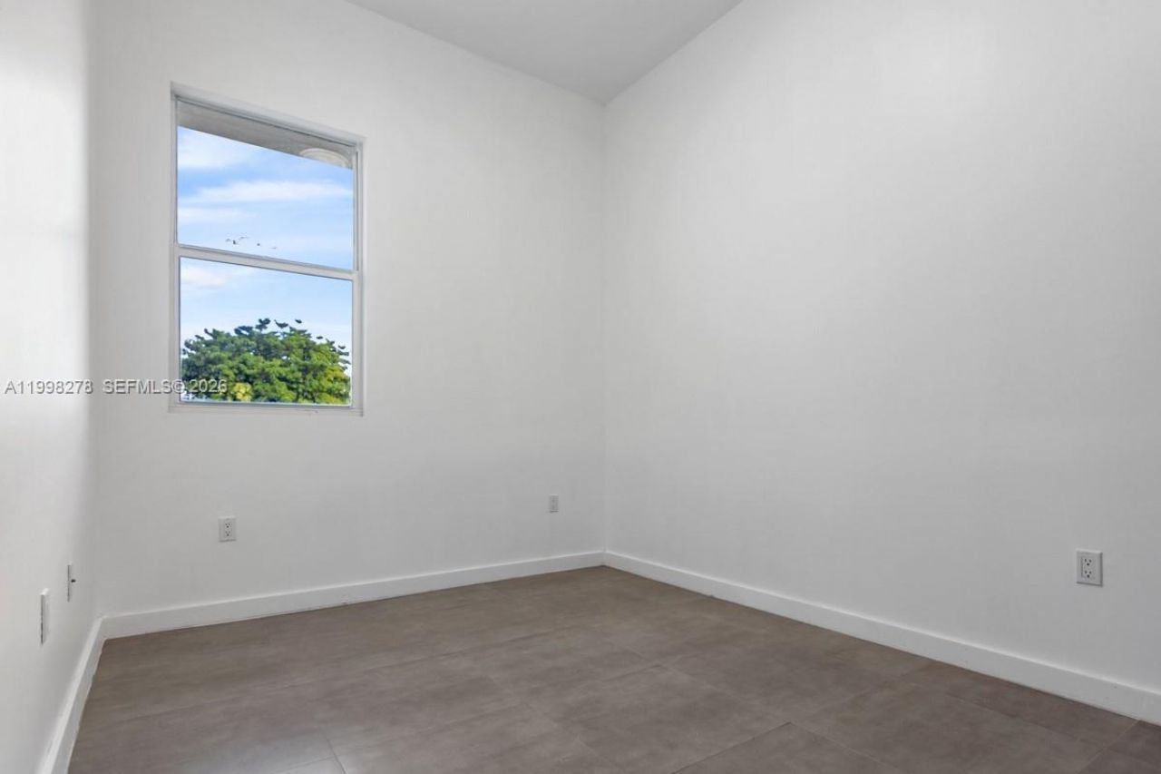 1935 NW 71st St, Unit B, Miami, FL 33147 Photo