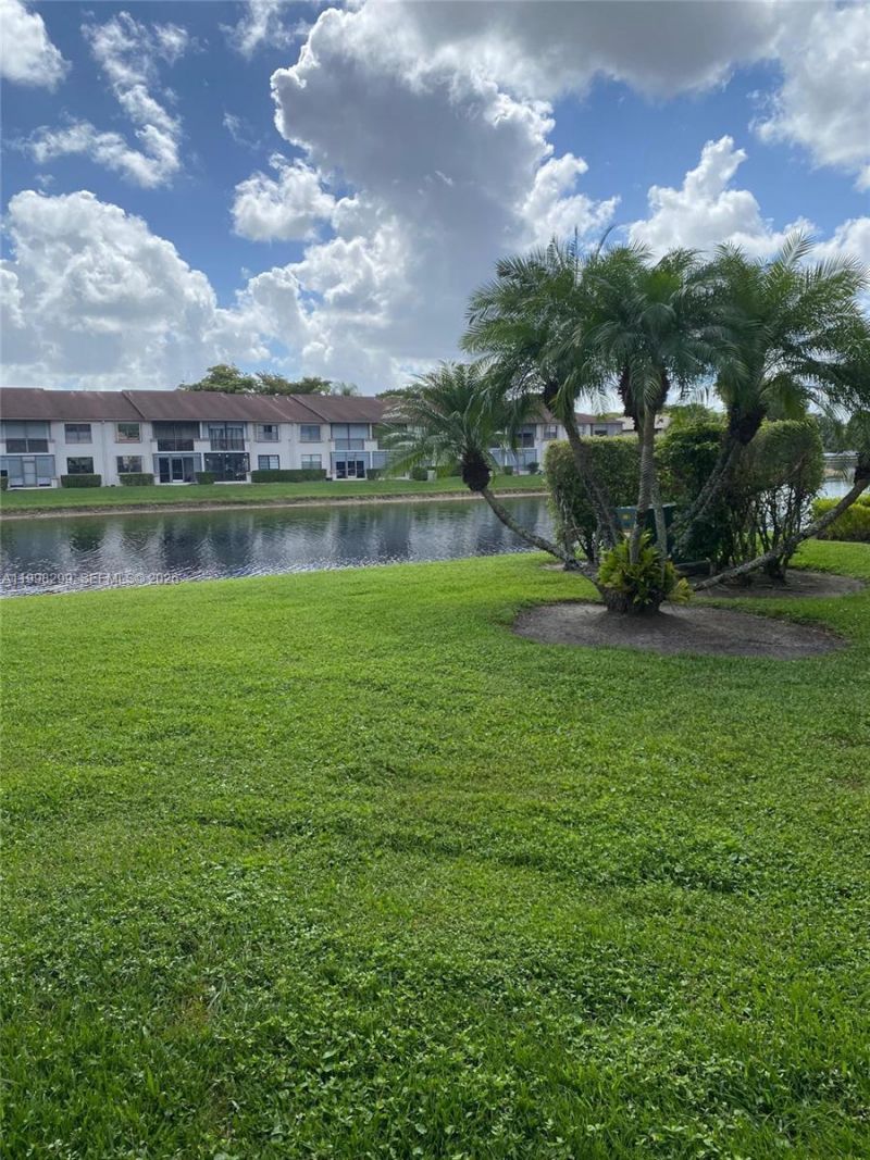 9608 W Mcnab Rd, Unit 103, Tamarac, FL 33321 Photo
