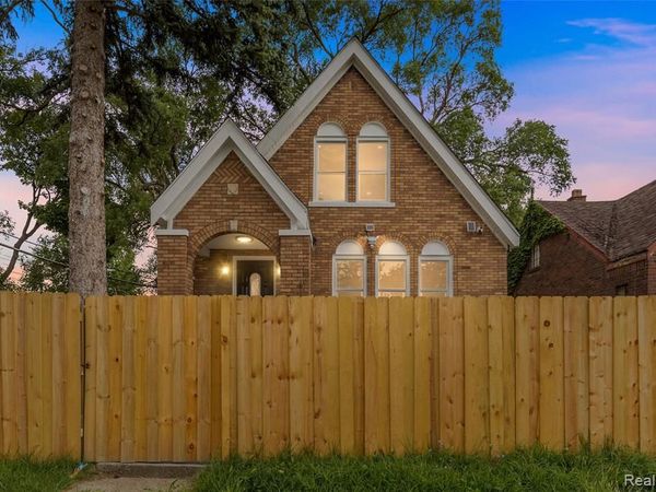 12352 Maiden Street, Detroit, MI 48213