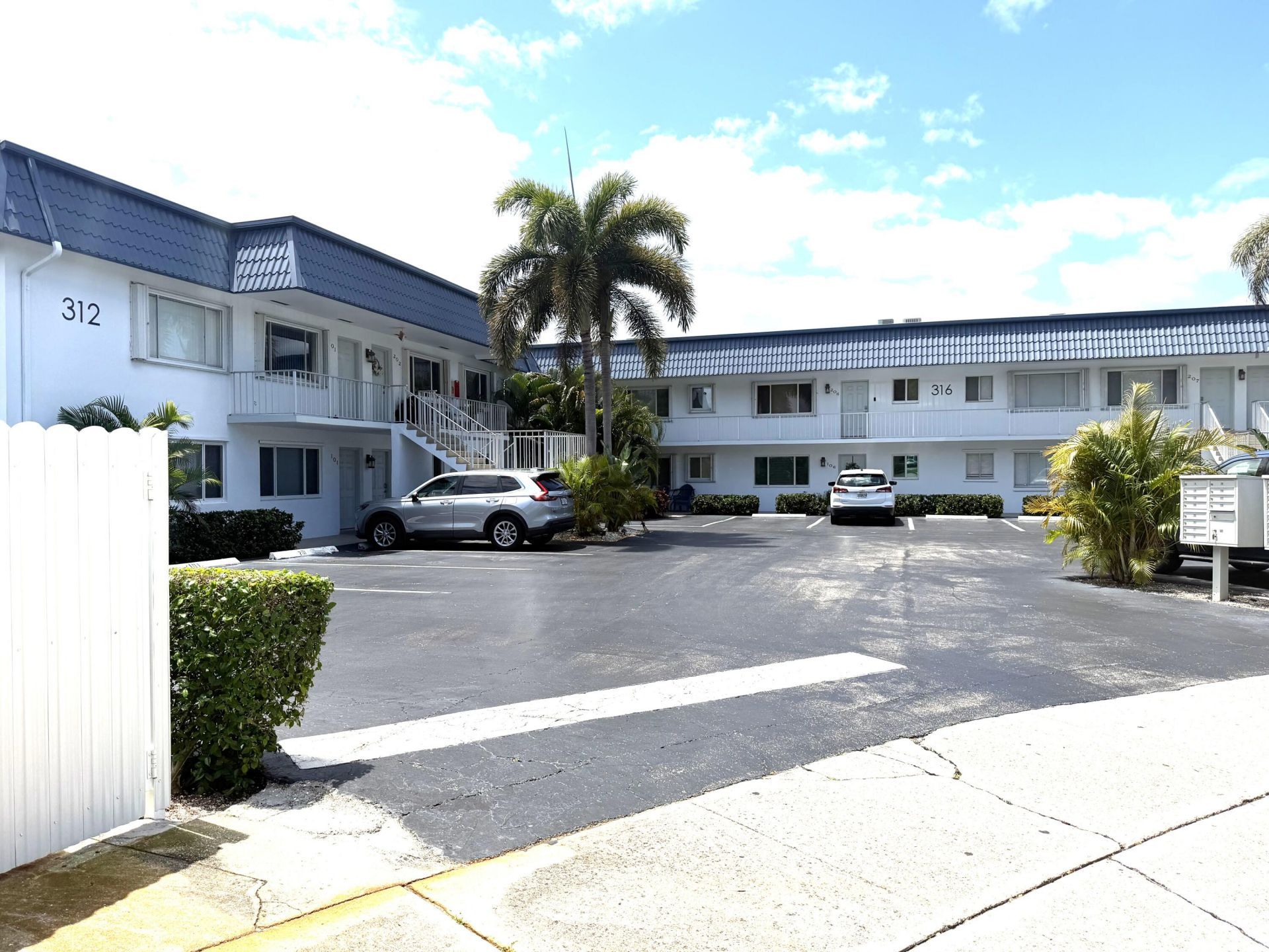 316 Southwind Court, Unit 103, North Palm Beach, FL 33408 Photo