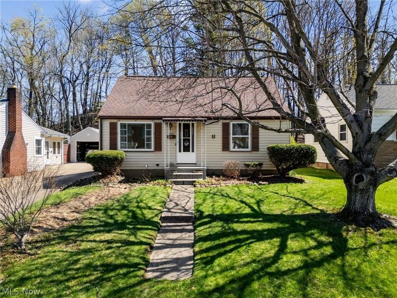 3522 Westview Avenue NW, Canton, OH 44709 Photo 1