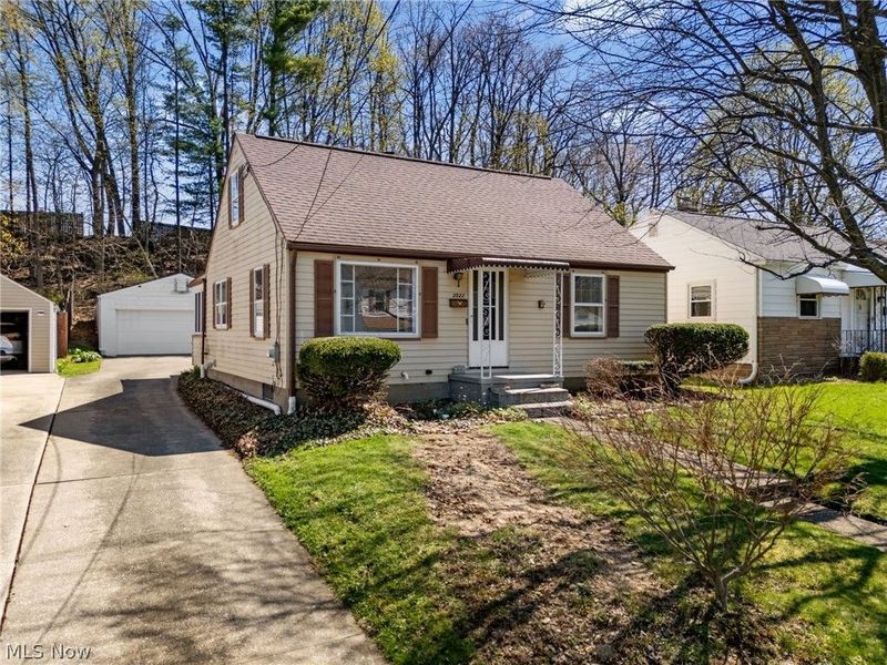 3522 Westview Avenue NW, Canton, OH 44709 Photo 2