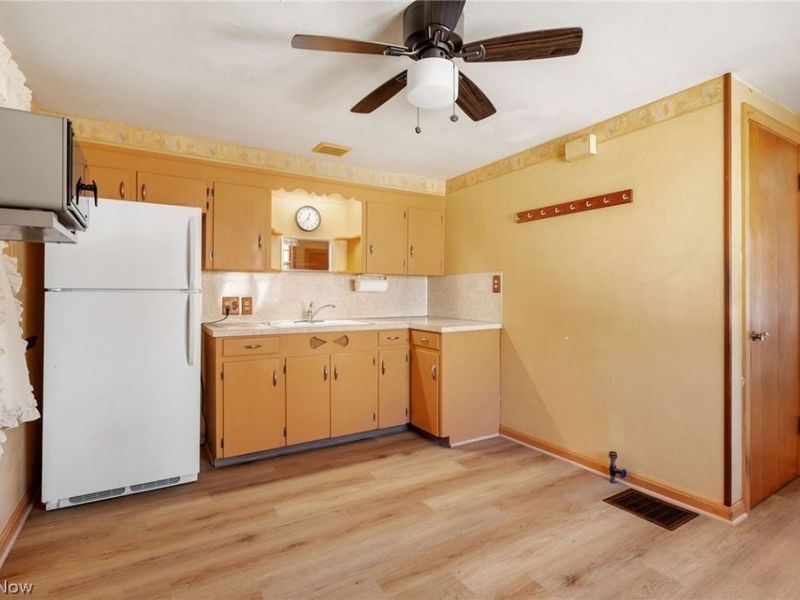 3522 Westview Avenue NW, Canton, OH 44709 Photo 8