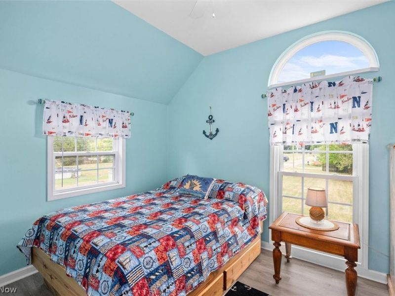 515 W 2nd Street, Port Clinton, OH 43452 Photo 20