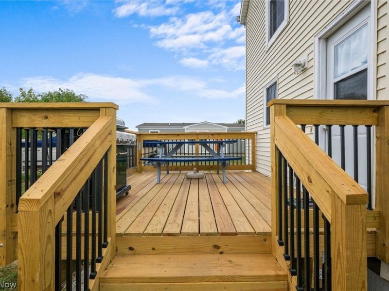 515 W 2nd Street, Port Clinton, OH 43452 Photo 22