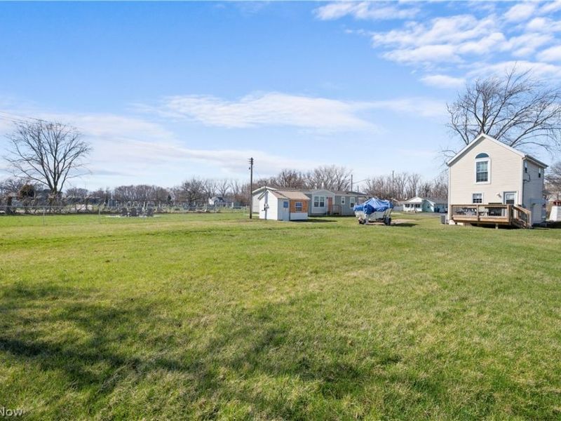 515 W 2nd Street, Port Clinton, OH 43452 Photo 23