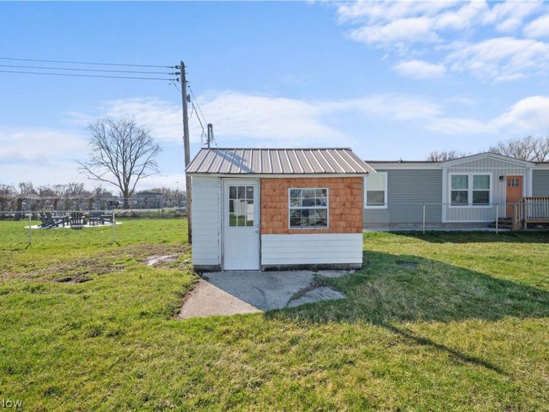 515 W 2nd Street, Port Clinton, OH 43452 Photo 25