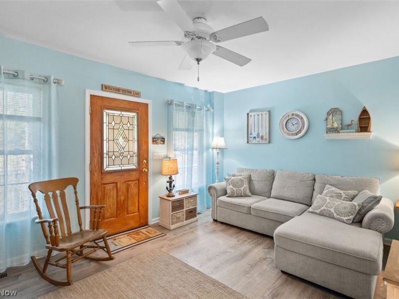 515 W 2nd Street, Port Clinton, OH 43452 Photo 9