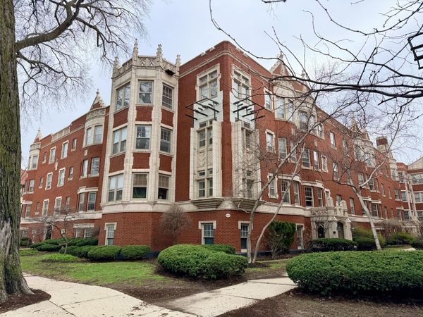 Unit 2I, Oak Park, IL 60302