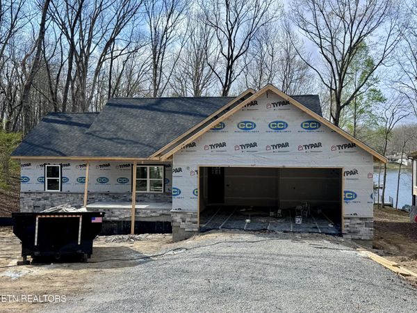 203 Dublin Lane, Crossville, TN 38558