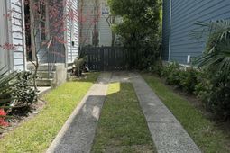 71 Bogard Street photo 4