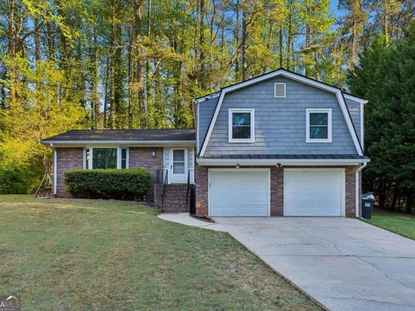 2945 Whisperwood Trail, Atlanta, GA 30344