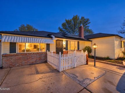 18 E Prater Way, Sparks, NV 89431 Photo