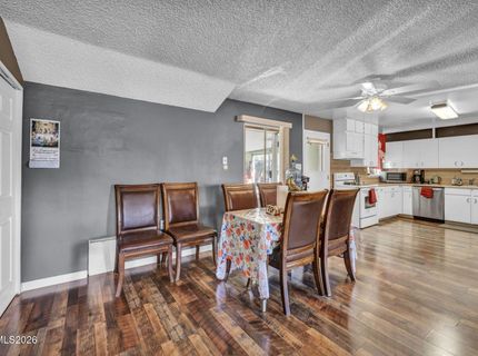 18 E Prater Way, Sparks, NV 89431 Photo