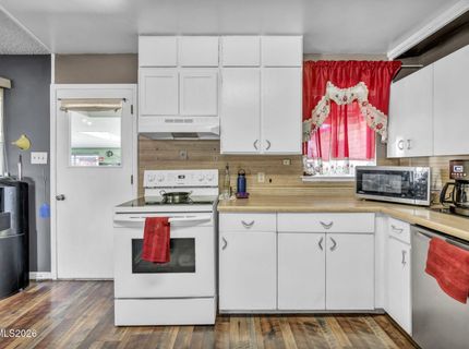 18 E Prater Way, Sparks, NV 89431 Photo