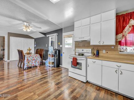 18 E Prater Way, Sparks, NV 89431 Photo