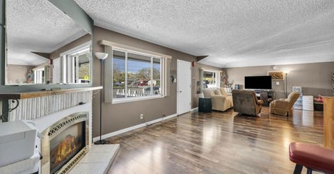 18 E Prater Way, Sparks, NV 89431 Photo