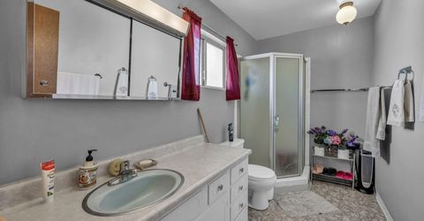 18 E Prater Way, Sparks, NV 89431 Photo