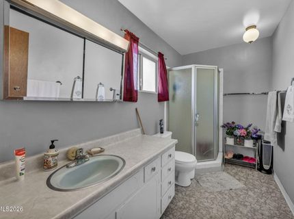 18 E Prater Way, Sparks, NV 89431 Photo