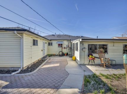 18 E Prater Way, Sparks, NV 89431 Photo