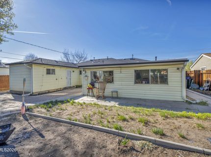 18 E Prater Way, Sparks, NV 89431 Photo