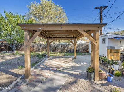 18 E Prater Way, Sparks, NV 89431 Photo