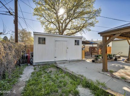 18 E Prater Way, Sparks, NV 89431 Photo