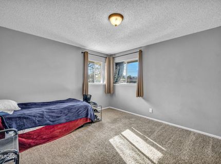18 E Prater Way, Sparks, NV 89431 Photo