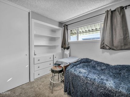 18 E Prater Way, Sparks, NV 89431 Photo