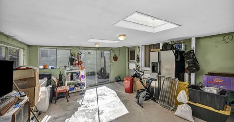 18 E Prater Way, Sparks, NV 89431 Photo