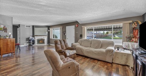 18 E Prater Way, Sparks, NV 89431 Photo