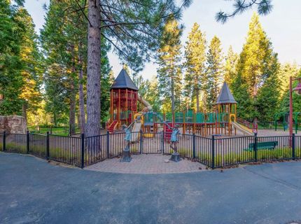 85 Fox Ridge Drive, Lake Almanor, CA 96137 Photo