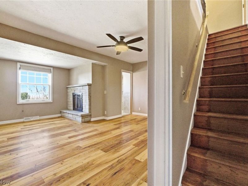 29319 Cresthaven Drive, Willowick, OH 44095 Photo 12