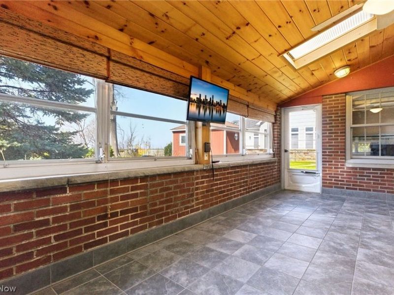 29319 Cresthaven Drive, Willowick, OH 44095 Photo 22