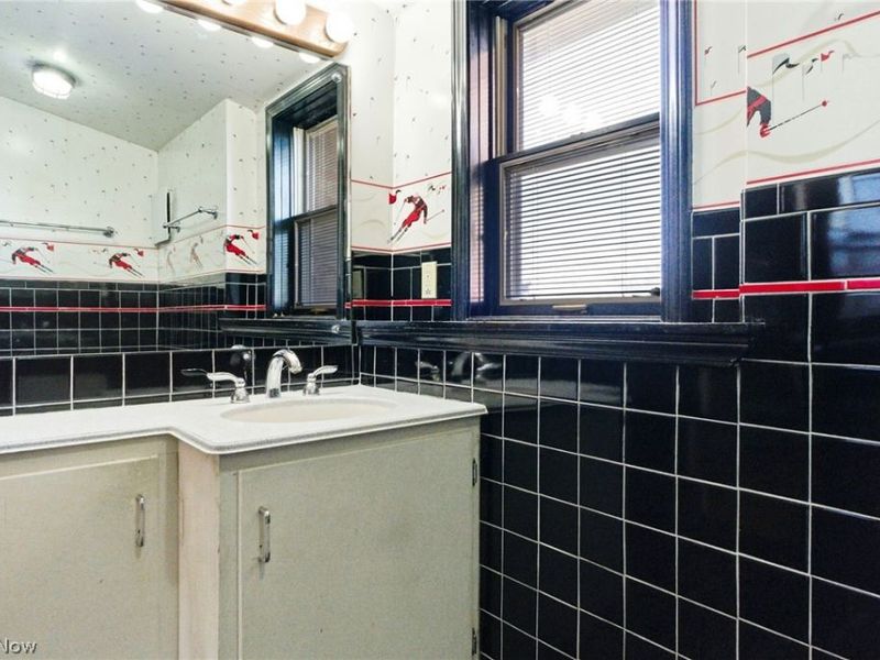 29319 Cresthaven Drive, Willowick, OH 44095 Photo 29