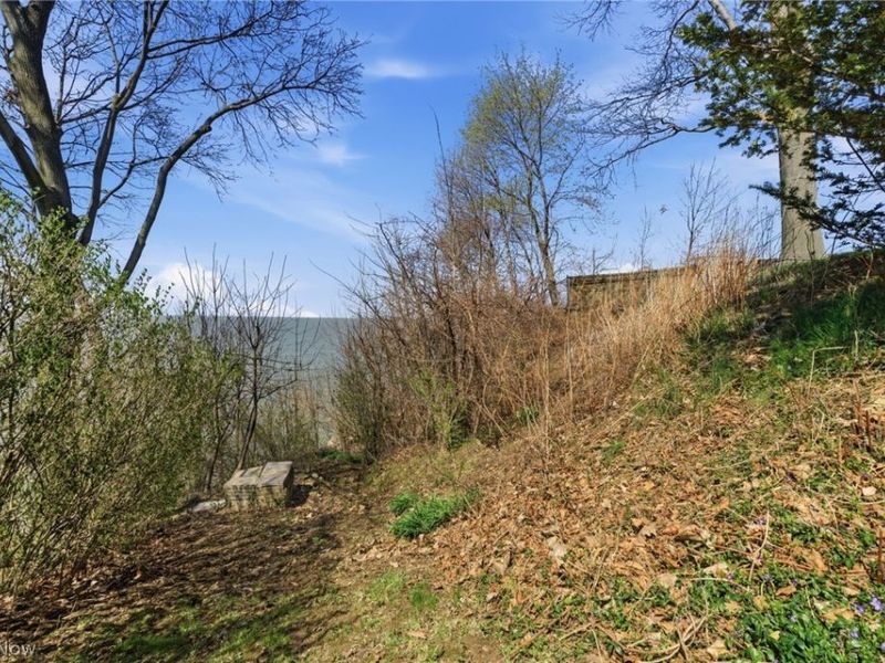 29319 Cresthaven Drive, Willowick, OH 44095 Photo 34