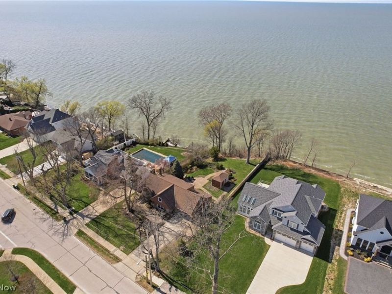 29319 Cresthaven Drive, Willowick, OH 44095 Photo 6