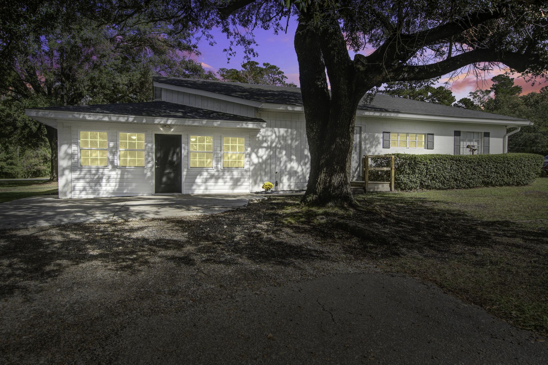 500 N Pine Street Photo 12