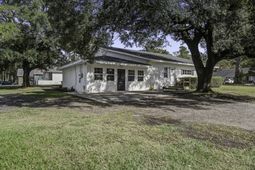 500 N Pine Street photo 4