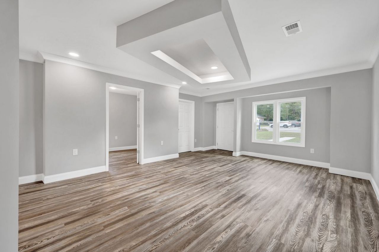 500 N Pine Street Photo 35