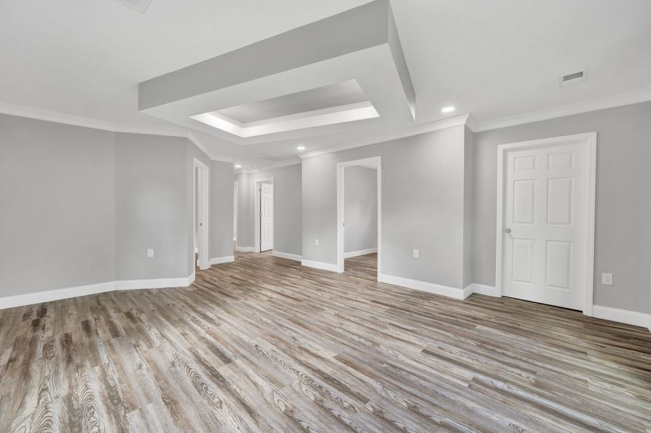 500 N Pine Street Photo 36