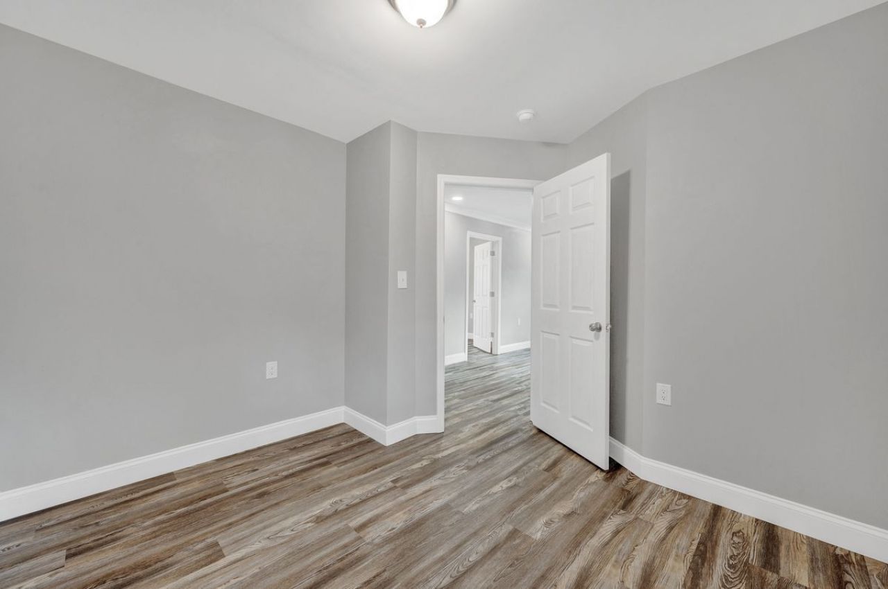 500 N Pine Street Photo 42