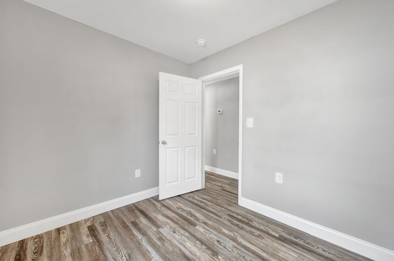 500 N Pine Street Photo 48